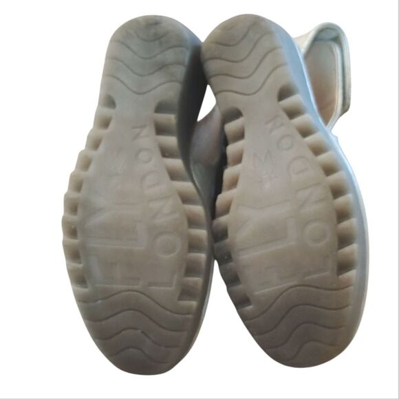 FLY London Yahl Wedge Open Toe Sandals Size 38 Silver 7 1/2 8 - Picture 11 of 13